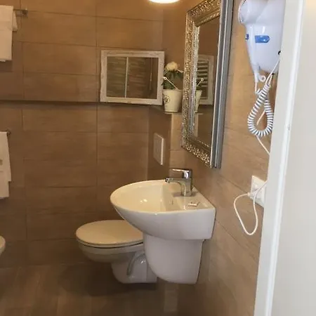 Nonna's Guest house *